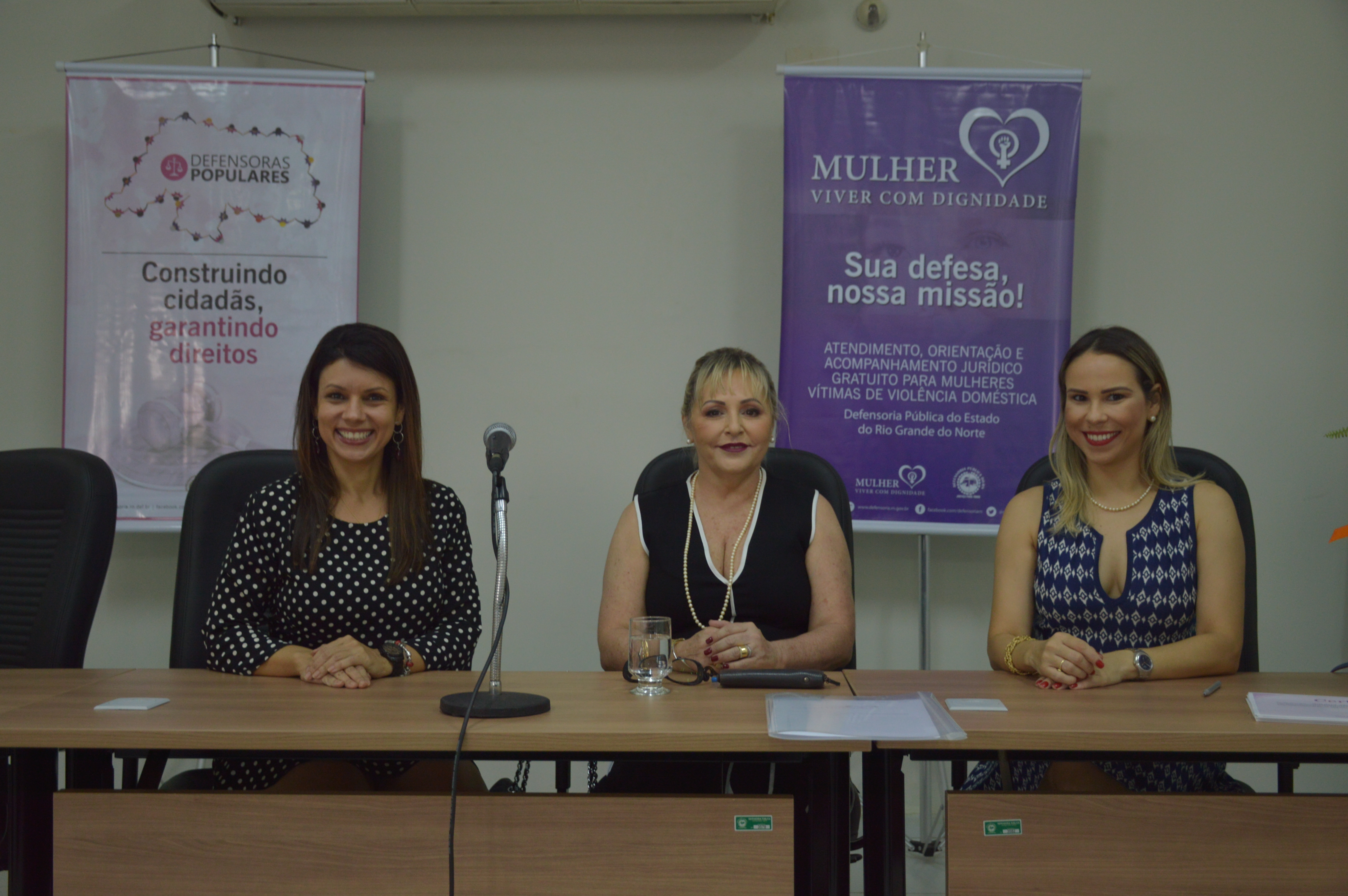  Curso “Defensoras Populares” é lançado em tarde de homenagens