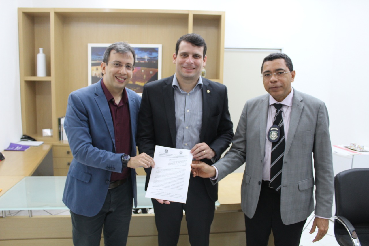 DPE/RN e ITEP/RN assinam convênio para liberação de corpos sem documentação