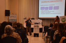 Teresa Del Val - Comunicação Não Verbal para mediadores, policiais e na instrução criminal.