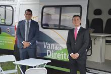 Entrega Van dos Direitos