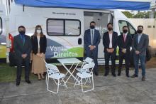 Entrega Van dos Direitos